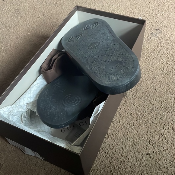 Men Gucci Slides size 11 - Picture 4 of 6
